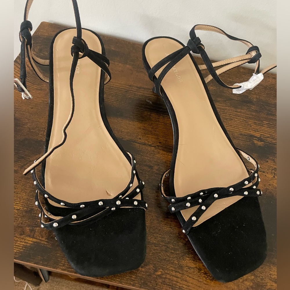 Ann Taylor Black Strappy Sandals with Pearl Accents